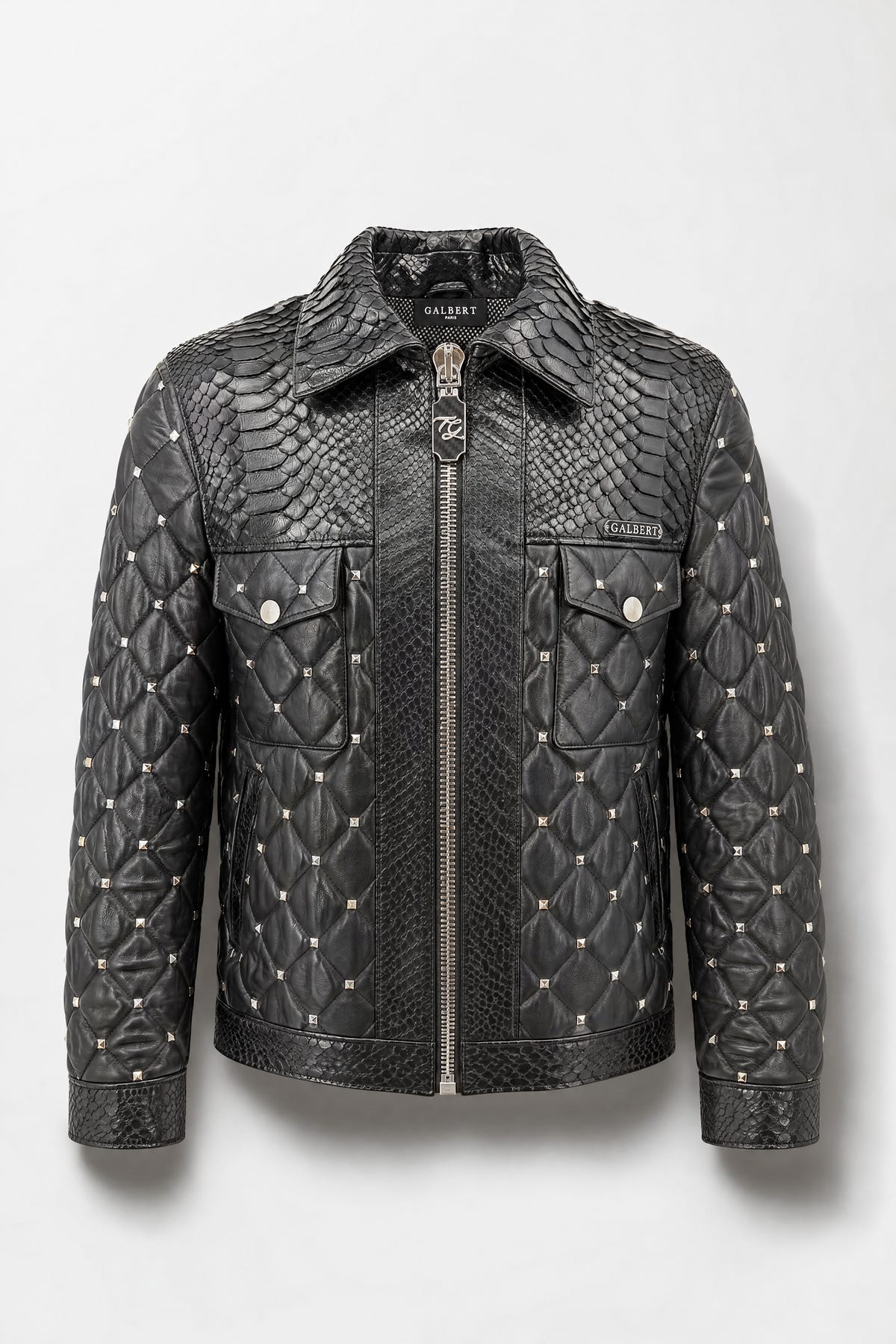 Le Cuirassier - Veste en cuir matelassé et python, à clous