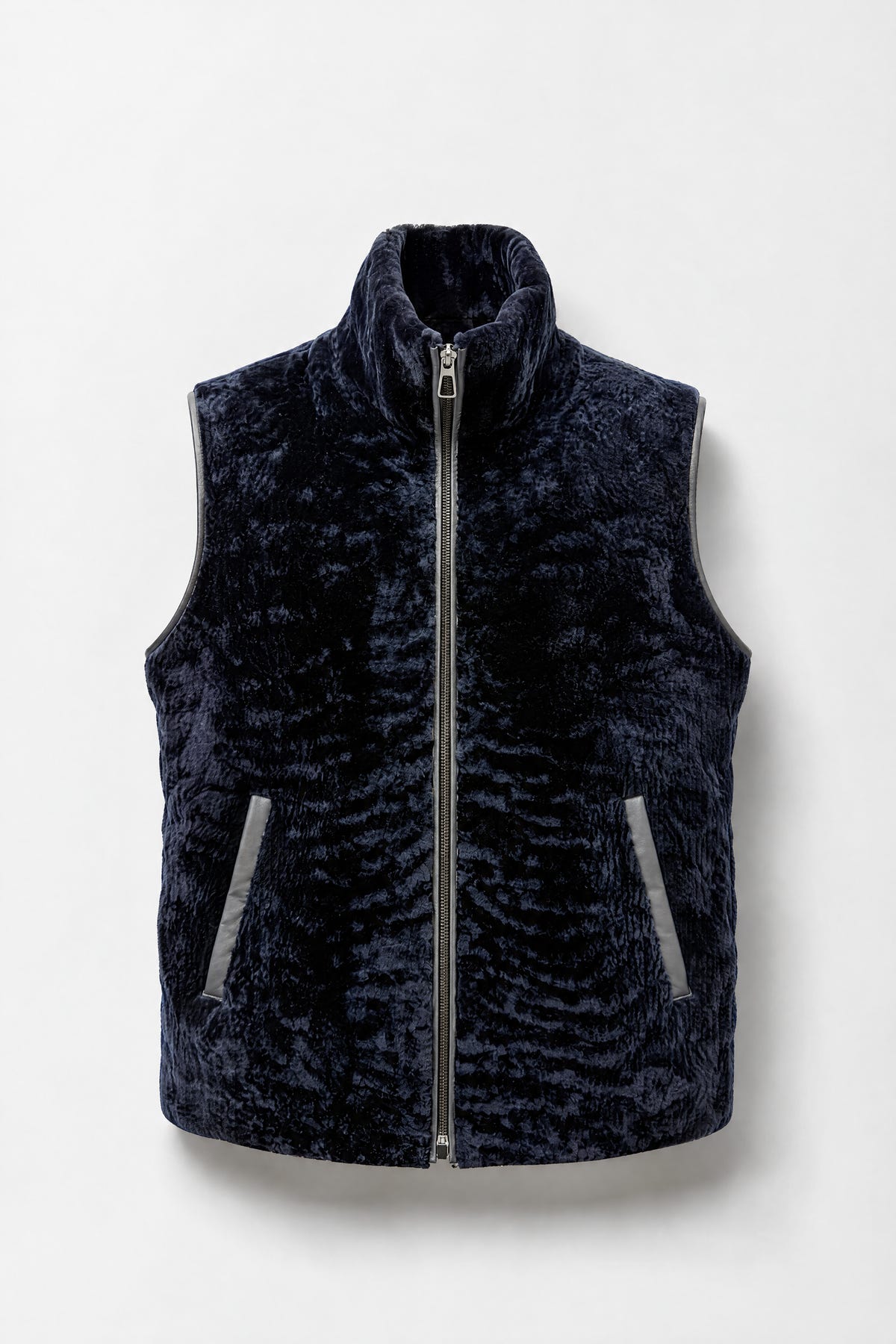 Le Rivage - Gilet en peau lainée bleu marine